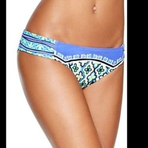 NWT Trina Turk bikini bottom
Multicolored
Size 12